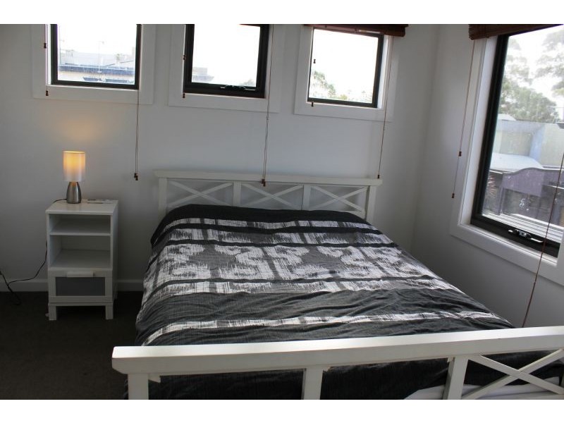 10/55-57 Chapel Street, Cowes VIC 3922
