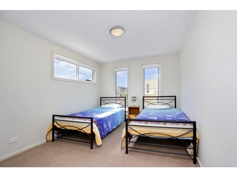 3/2 Kate Court, Cowes VIC 3922