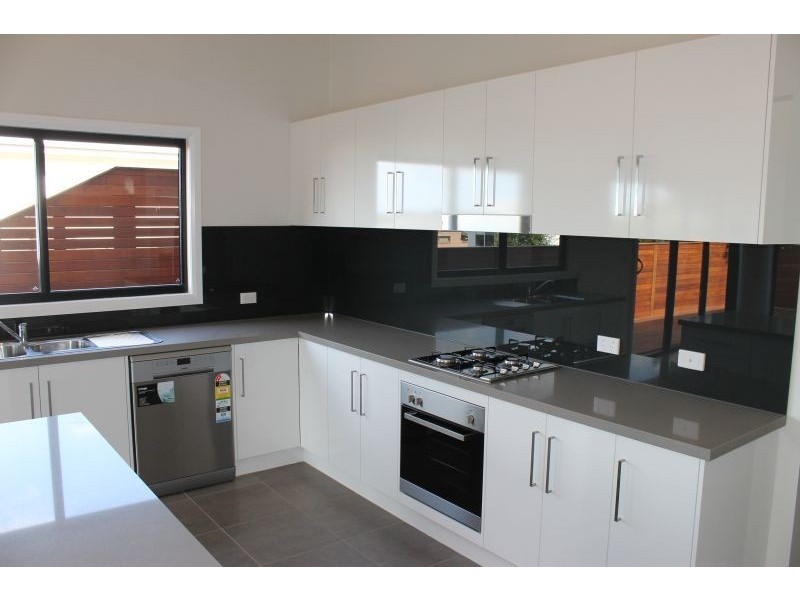 3 Egret Way, Cowes VIC 3922