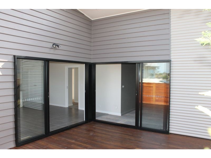 3 Egret Way, Cowes VIC 3922