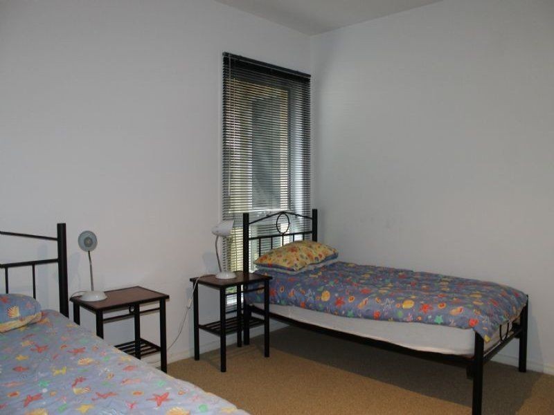 1/44 Church Street, Cowes VIC 3922