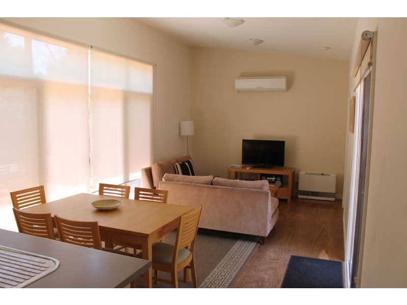 106/2128 Phillip Island Road, Cowes VIC 3922