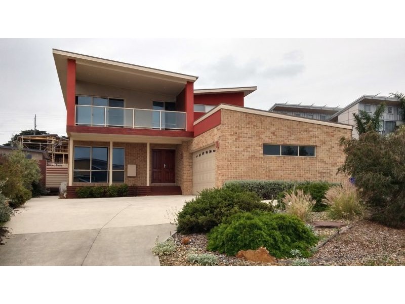 28 Halcyon Avenue, San Remo VIC 3925