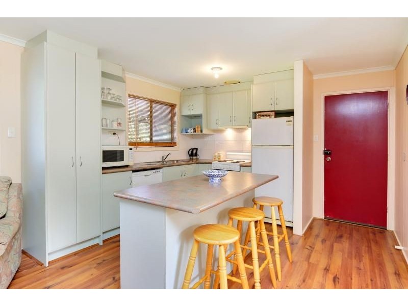 10 Bayview Drive, Cowes VIC 3922