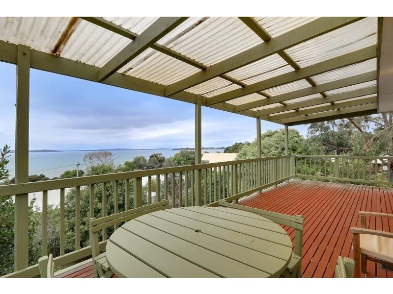 9 Felicia Avenue, Rhyll VIC 3923