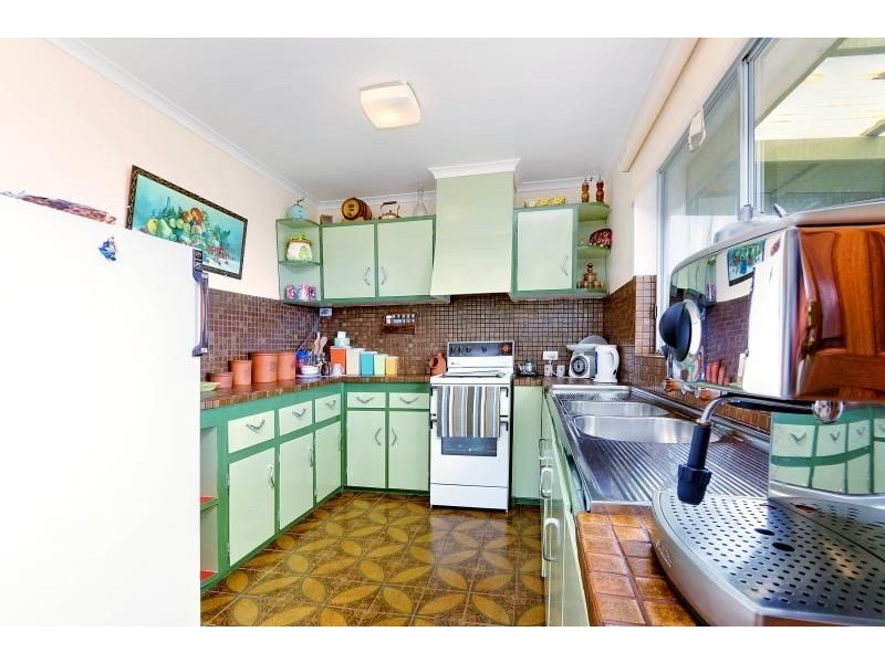 9 Felicia Avenue, Rhyll VIC 3923