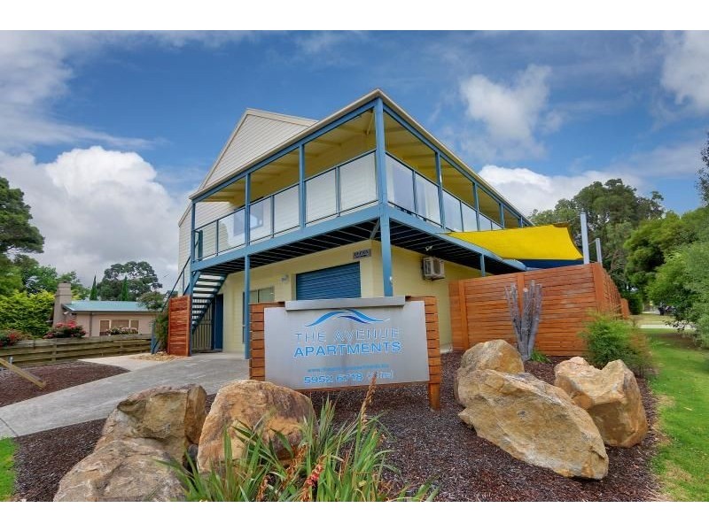 204 Thompson Avenue, Cowes VIC 3922