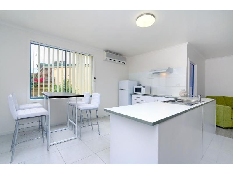 204 Thompson Avenue, Cowes VIC 3922