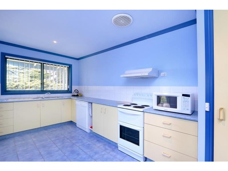 204 Thompson Avenue, Cowes VIC 3922