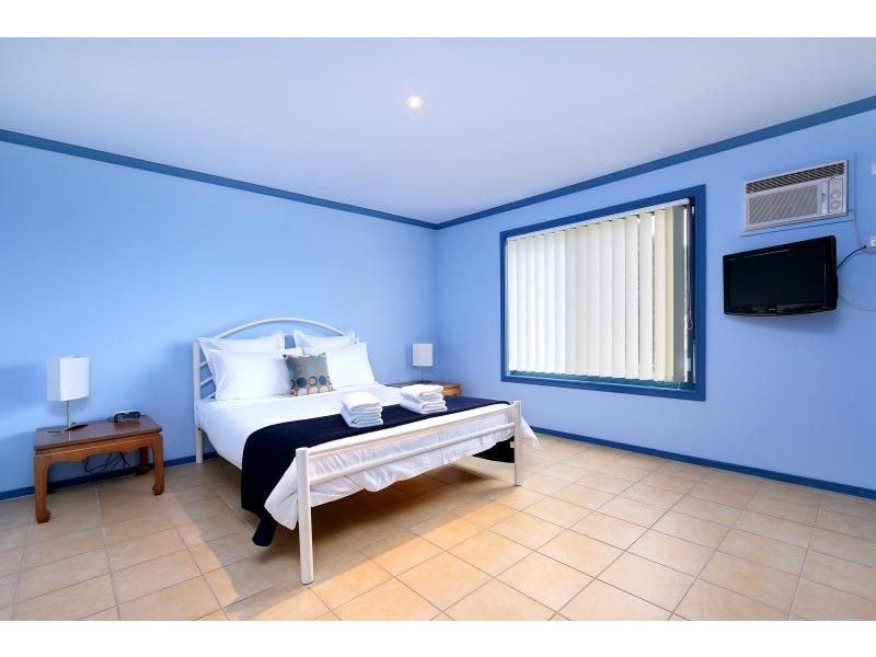 204 Thompson Avenue, Cowes VIC 3922