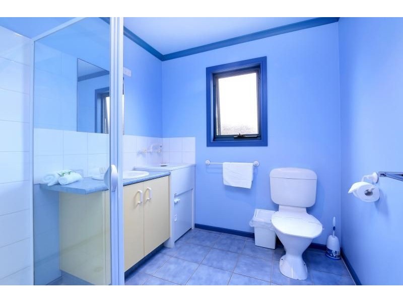 204 Thompson Avenue, Cowes VIC 3922