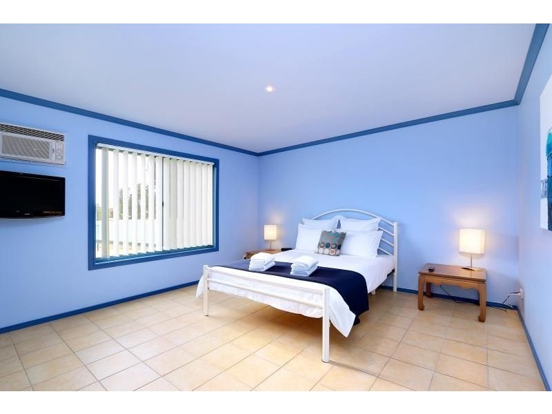 204 Thompson Avenue, Cowes VIC 3922