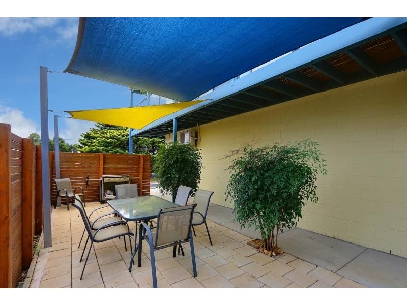 204 Thompson Avenue, Cowes VIC 3922