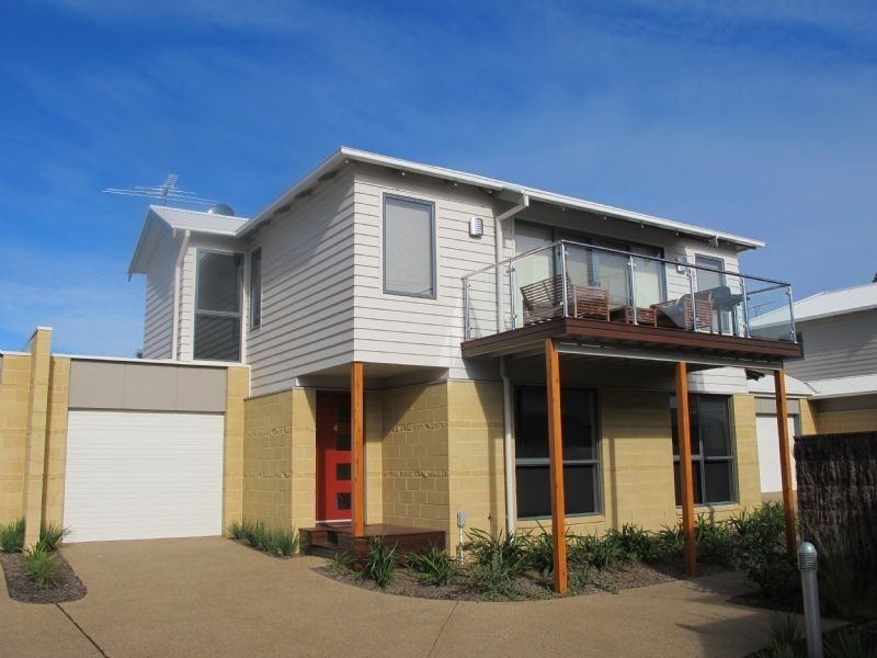 4/115 Church Street, Cowes VIC 3922