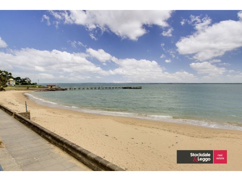 215/1 The Esplanade, Cowes VIC 3922