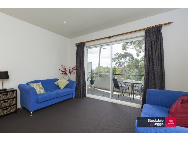 215/1 The Esplanade, Cowes VIC 3922