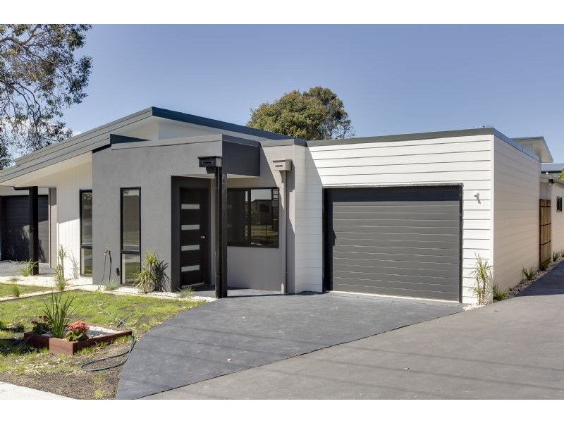 1/7 Grandview Grove, Cowes VIC 3922