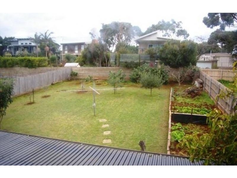 7 Bermagui Crescent, Sunset Strip VIC 3922