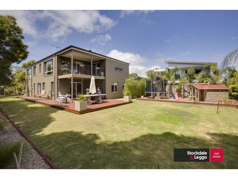 32a Reid Street, Rhyll VIC 3923