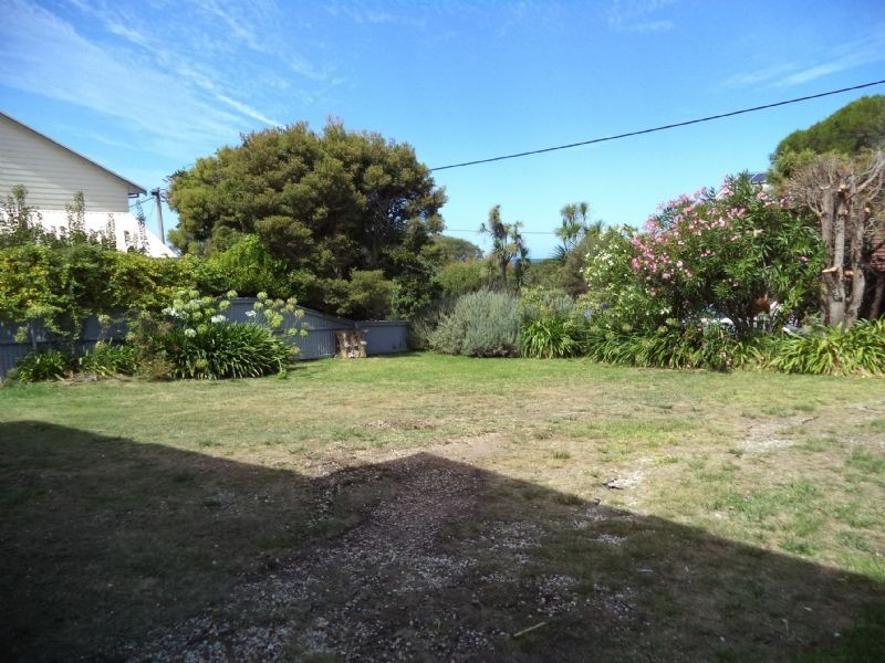 52 Clearwater Avenue, Cape Woolamai VIC 3925