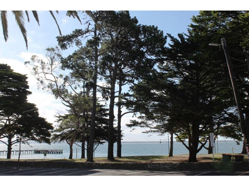 112/1 The Waves Apartments, The Esplanade, Cowes VIC 3922