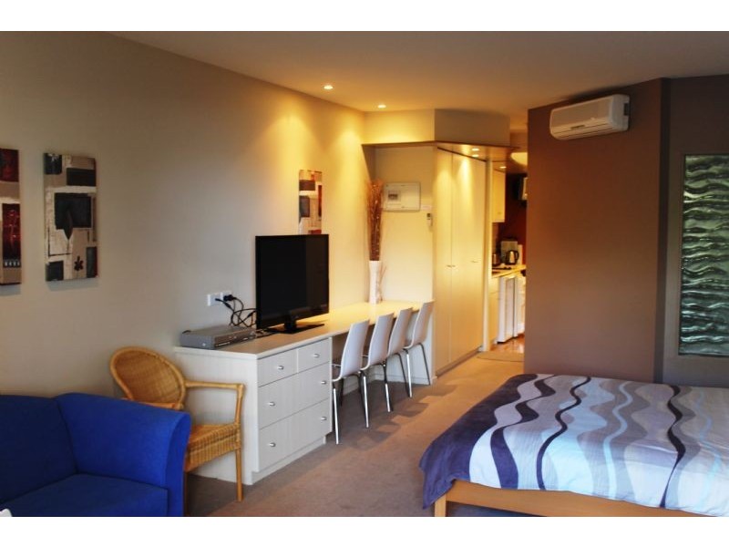 112/1 The Waves Apartments, The Esplanade, Cowes VIC 3922