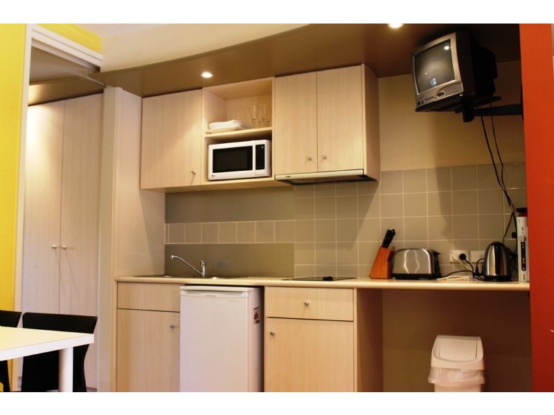 112/1 The Waves Apartments, The Esplanade, Cowes VIC 3922