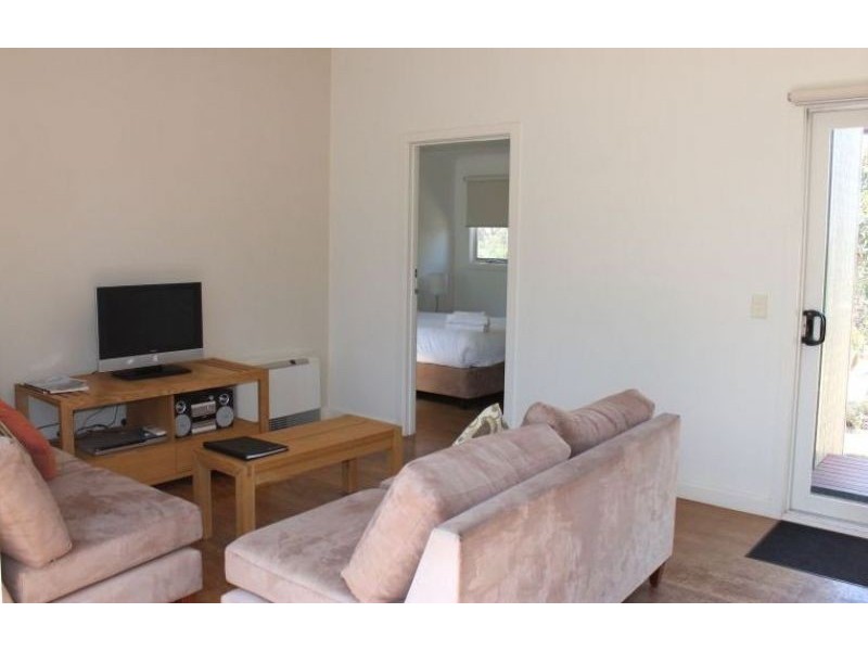 235/2128 Phillip Island Road, Cowes VIC 3922