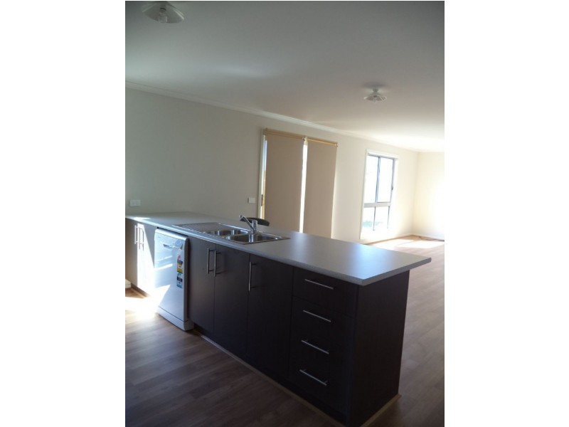 7 Elvington Avenue, Cowes VIC 3922