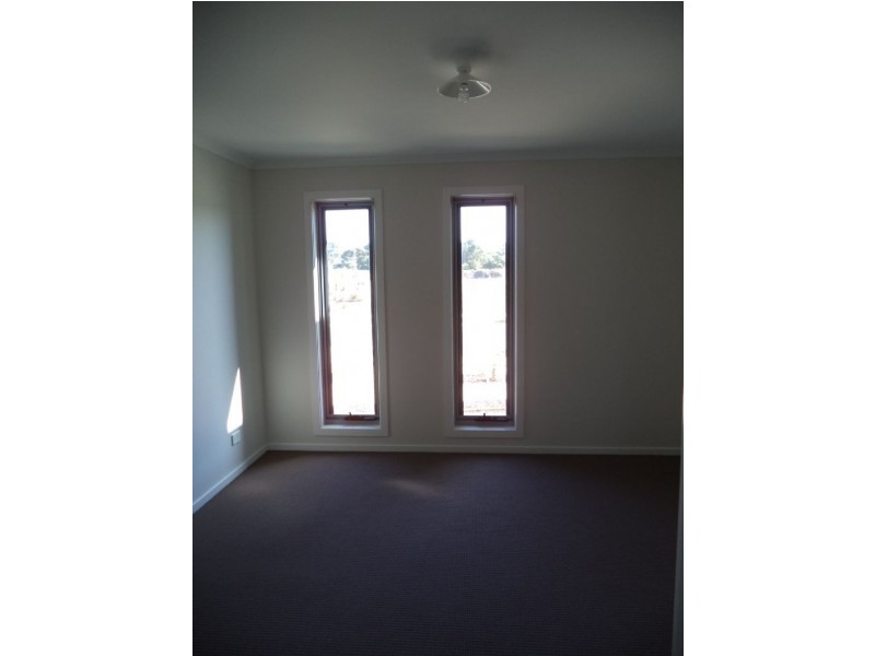 7 Elvington Avenue, Cowes VIC 3922