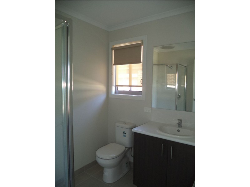 7 Elvington Avenue, Cowes VIC 3922