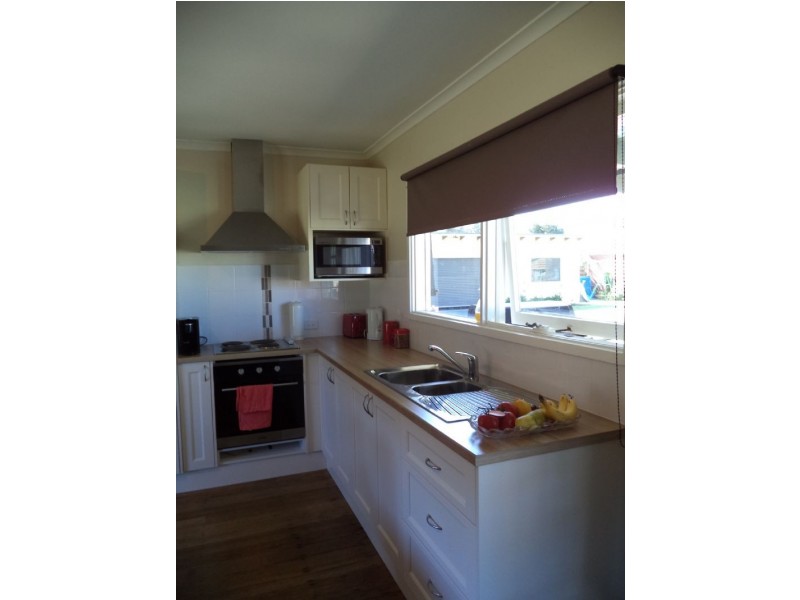 8 Jill Street, Sunderland Bay VIC 3922