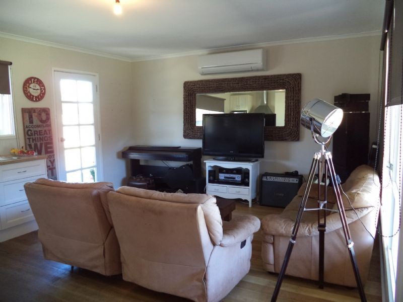 8 Jill Street, Sunderland Bay VIC 3922