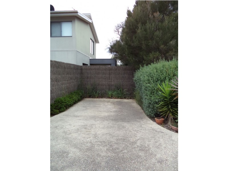 2/177 Thompson Avenue, Cowes VIC 3922