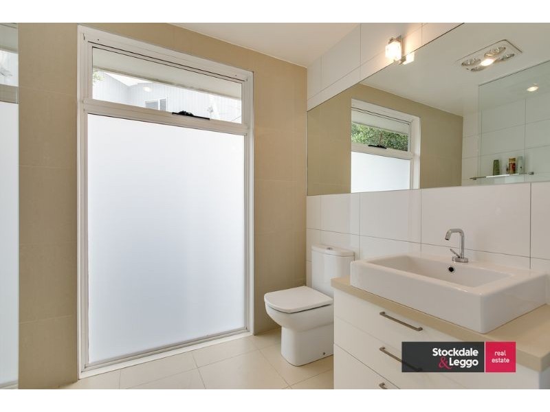 5 Beach Street, Surf Beach VIC 3922
