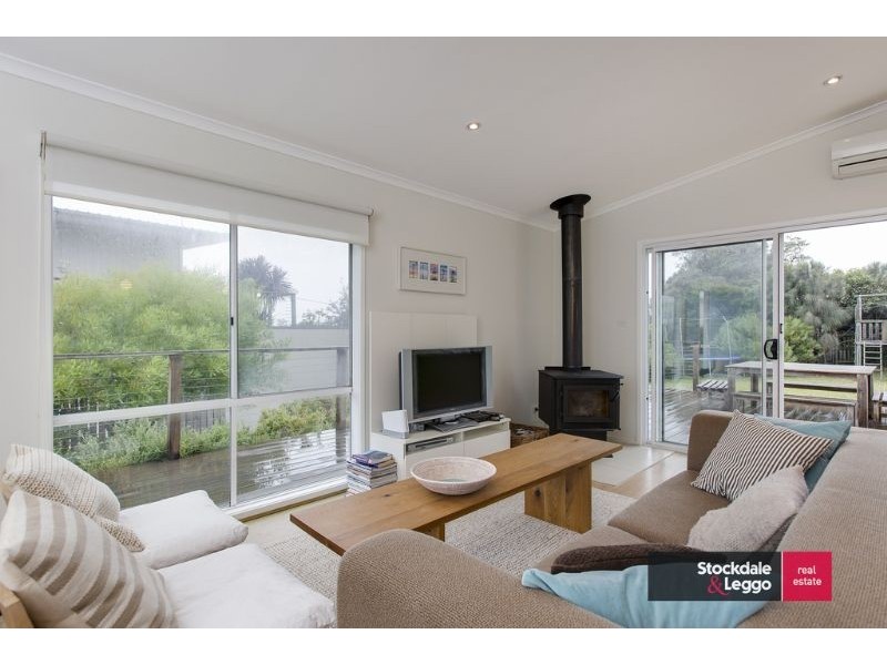 5 Beach Street, Surf Beach VIC 3922