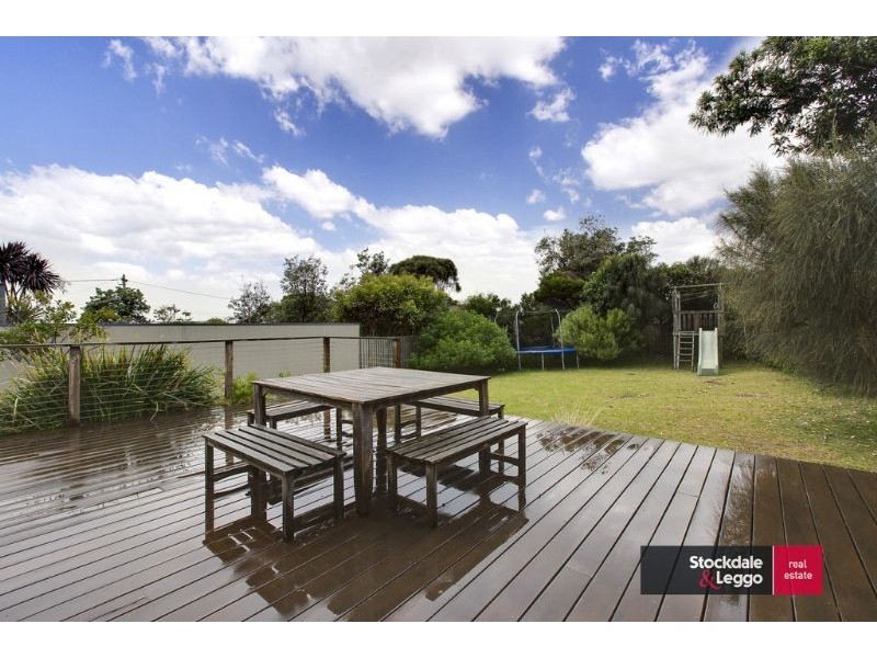 5 Beach Street, Surf Beach VIC 3922