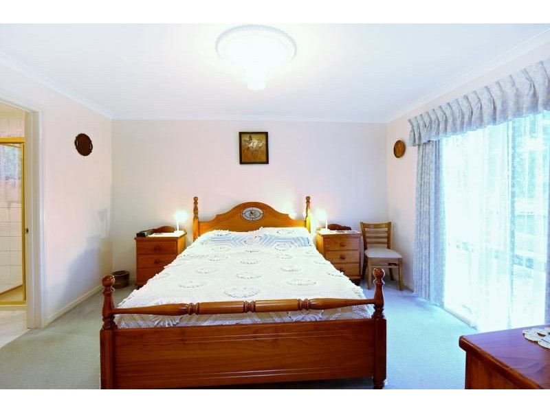 13 Bayliss Court, Cowes VIC 3922