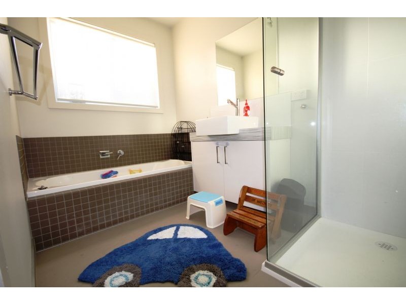 10 Spaven Court, Cowes VIC 3922