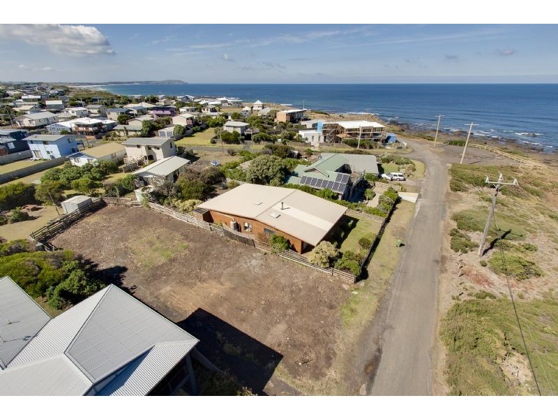 38 The Esplanade, Sunderland Bay VIC 3922