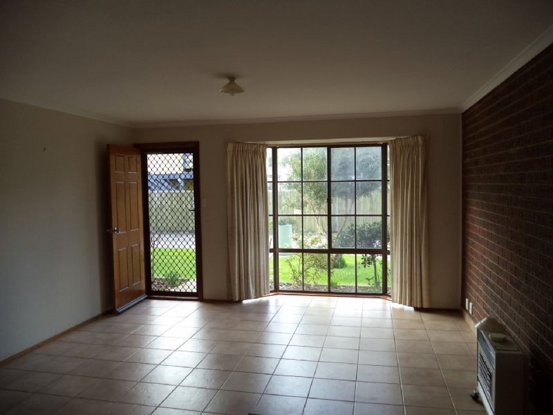 2/65 Walton Street, Cowes VIC 3922