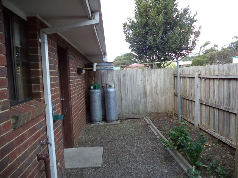 2/65 Walton Street, Cowes VIC 3922
