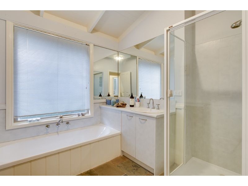 4 Silvergull Court, Silverleaves VIC 3922