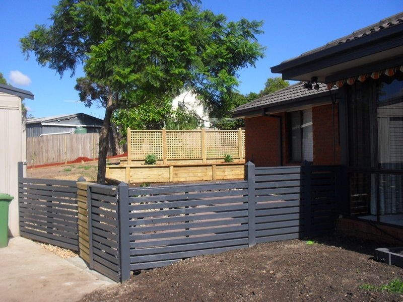 11 West Court, Cowes VIC 3922