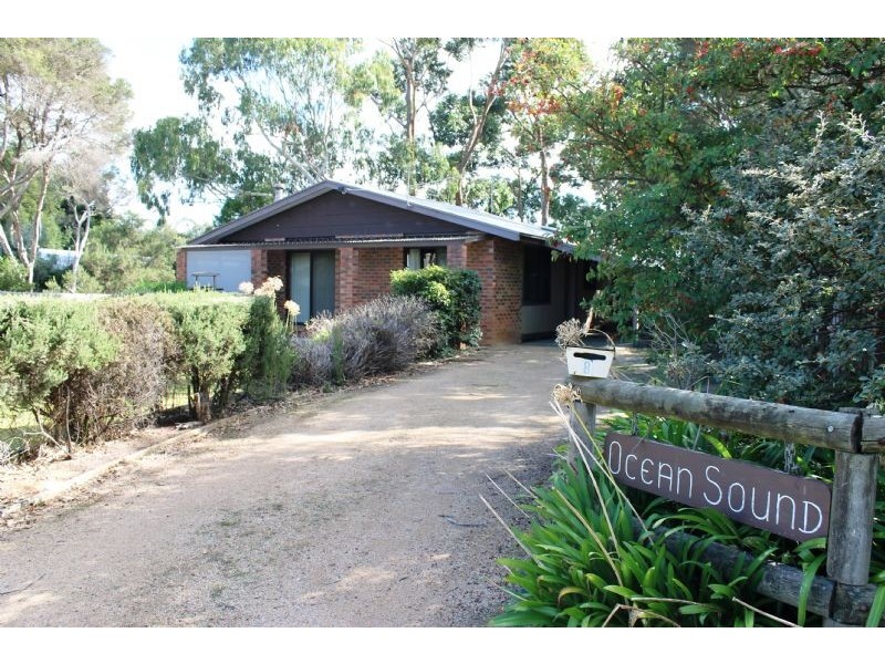 8 French Court, Cowes VIC 3922
