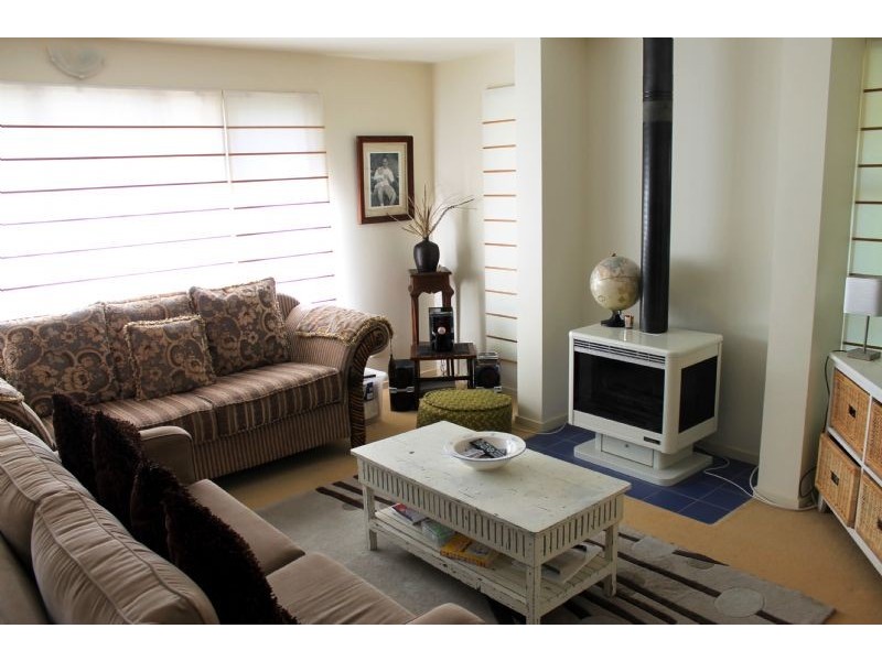 2/46 Walton Street, Cowes VIC 3922