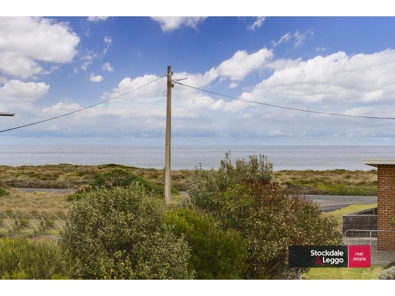 26 Stradbroke Avenue, Surf Beach VIC 3922