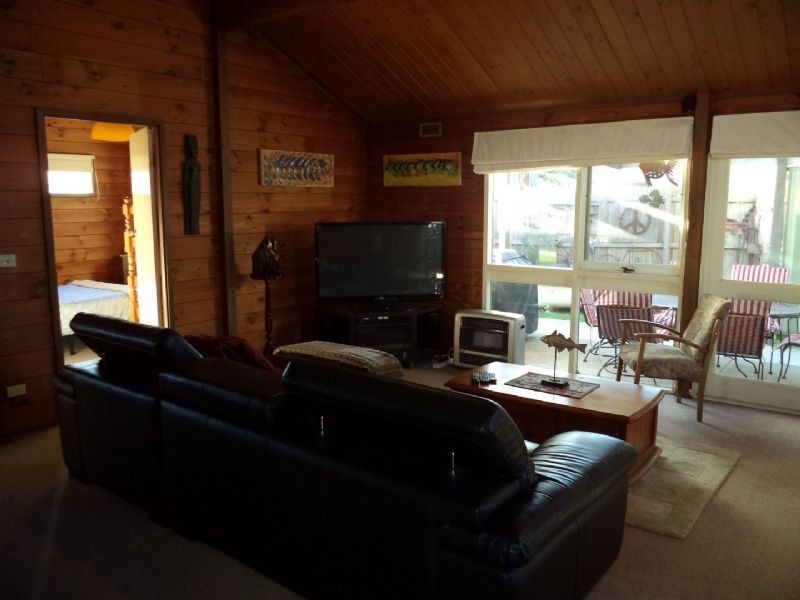 35 Phillip Island Road, Newhaven VIC 3925