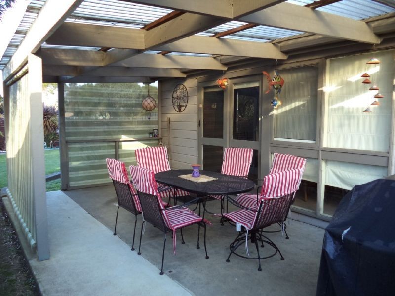 35 Phillip Island Road, Newhaven VIC 3925