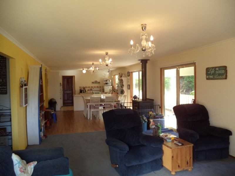 24 The Esplanade, Cape Woolamai VIC 3925